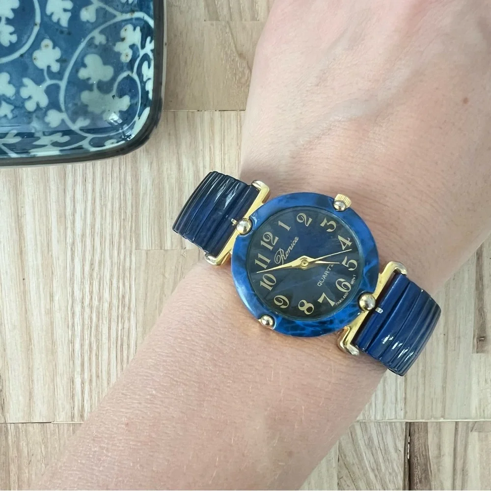 Vintage Ronica ladies navy blue and gold tone bracelet FASHION watch NEW BATTERY
